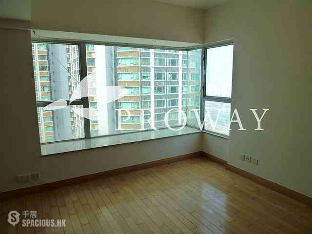 West Kowloon - The Waterfront 03