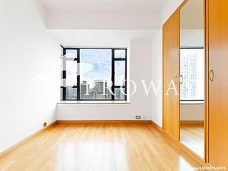 Mid Levels Central - Fairlane Tower 08