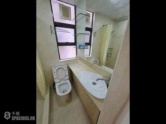 Sai Ying Pun - Golden Phoenix Court 20