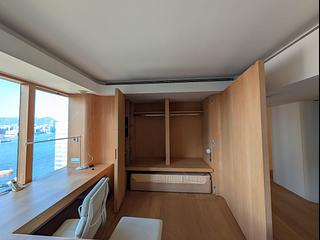 Wan Chai - Convention Plaza Apartments 07
