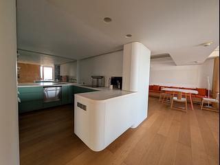 Wan Chai - Convention Plaza Apartments 09
