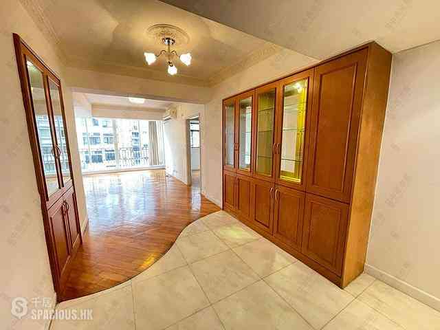 Mid Levels West - Hanwin Mansion 04