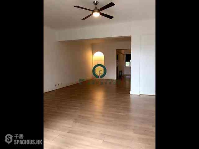 Mid Levels Central - Grand House 03
