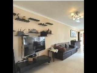 Discovery Bay - Discovery Bay Phase 5 Greenvale Village Greenburg Court (Block 2) 2 02