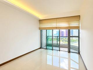 Tung Chung - Coastal Skyline Phase 3 La Rossa 03