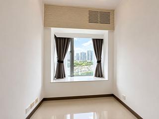 Tung Chung - Coastal Skyline Phase 3 La Rossa 12