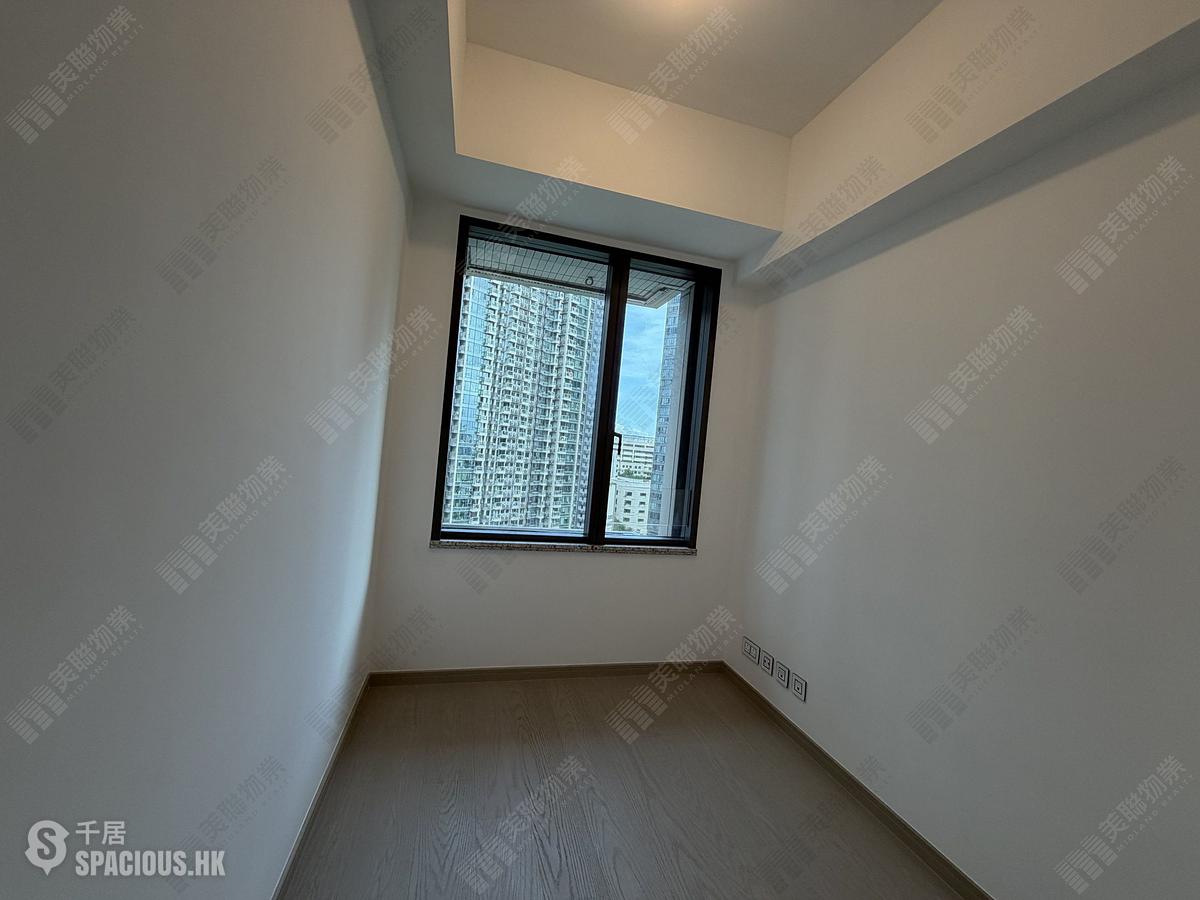 Wong Chuk Hang - The Southside Phase 3B Blue Coast 01