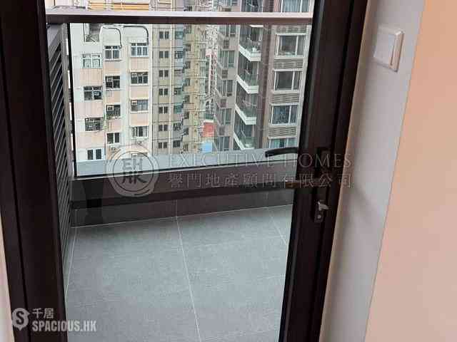 Shek Tong Tsui - The Hilltop 04