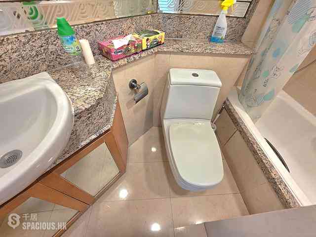 Tung Chung - Caribbean Coast Phase 2 Albany Cove Tower 6 08