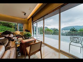The Peak - Guildford Court 03