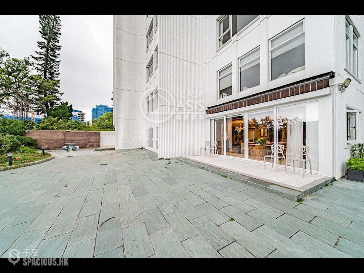 The Peak - Guildford Court 01
