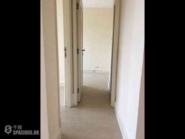 Lohas Park - Lohas Park Phase 1 The Capitol Tower 6 04