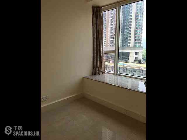 Lohas Park - Lohas Park Phase 1 The Capitol Tower 6 05