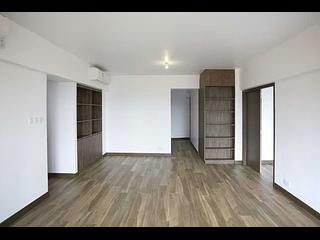 Mid Levels West - Realty Gardens Rome Court (Block 4) Rome Court 05
