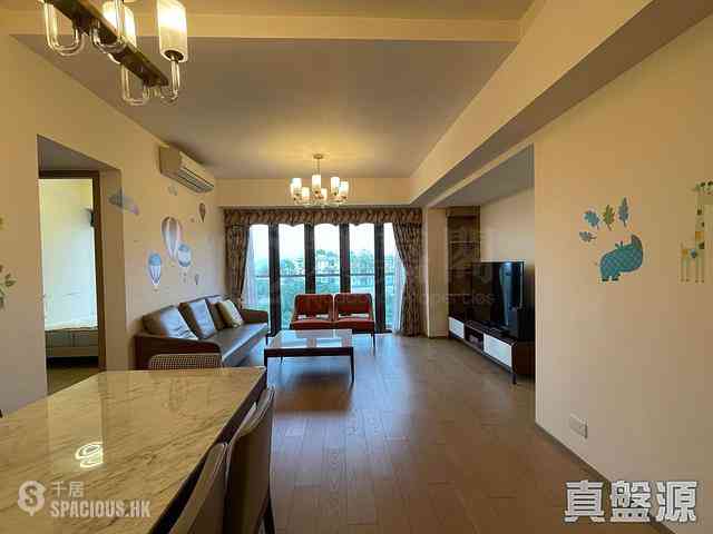 Shau Kei Wan - Island Garden Block 2 11