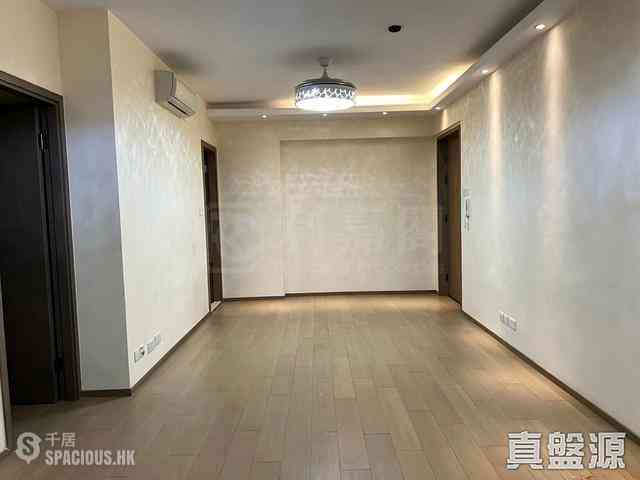 Shau Kei Wan - Island Garden Block 2 04