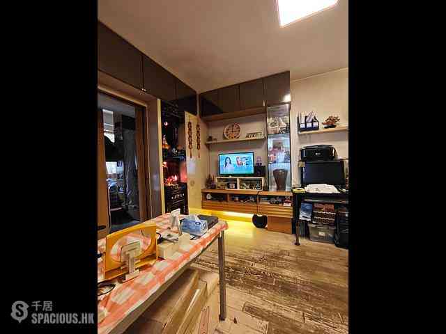 坚尼地城 - 联康新楼 01