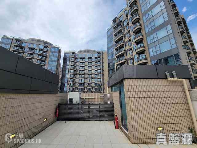 Tseung Kwan O - Alto Residences Block 8 05