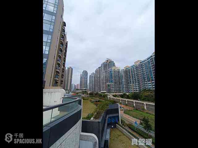 Tseung Kwan O - Alto Residences Block 8 07