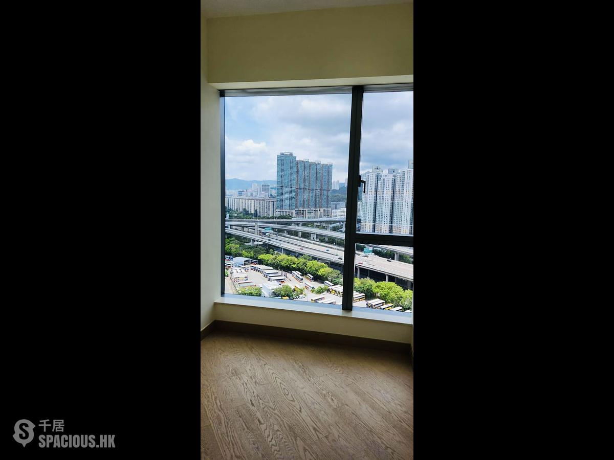 Cheung Sha Wan - Grand Victoria 01