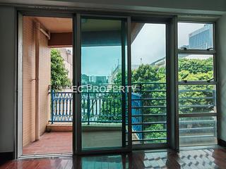 Pok Fu Lam - The Regalis 03