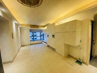 Mid Levels Central - The Grand Panorama 02