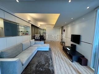 Happy Valley - Fung Chai House 04