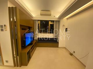 Soho - Caravan Court 05