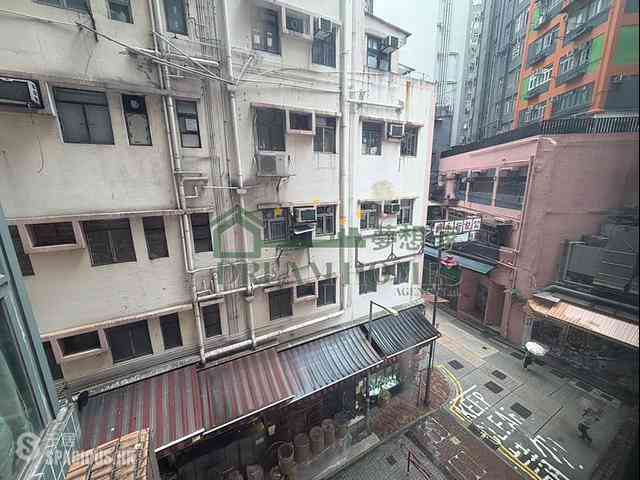 Sheung Wan - Queen's Terrace Block 1 11