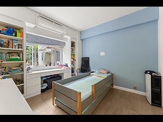 Mid Levels Central - Pearl Gardens 17