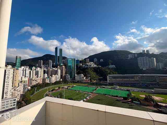 Happy Valley - Race Tower 01