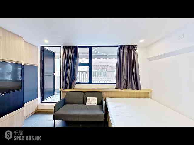 Central - 21, Aberdeen Street 11
