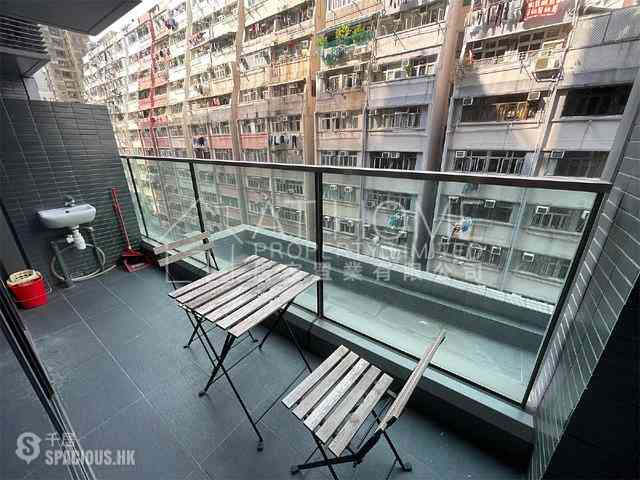 Shek Tong Tsui - Novum West 06