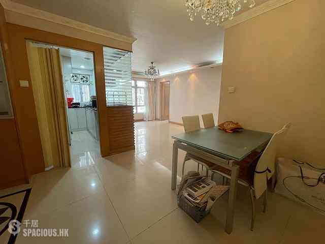 Lai Chi Kok - Mei Foo Sun Chuen Phase 2 Block 40-42, Broadway 01