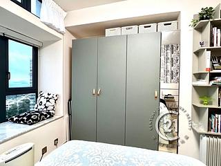 Discovery Bay - Discovery Bay Phase 5 Greenvale Village Greenburg Court (Block 2) 2 05
