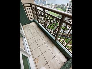 调景岭 - 都会駅 04