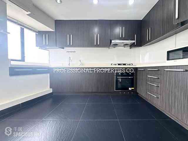 Mid Levels Central - Birchwood Place 08