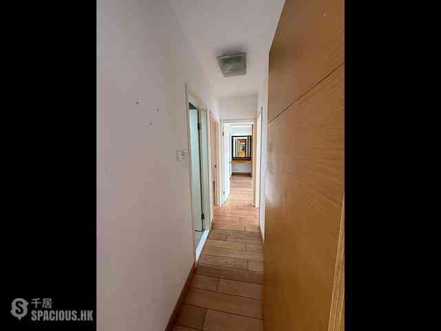 Mid Levels Central - The Grand Panorama 13
