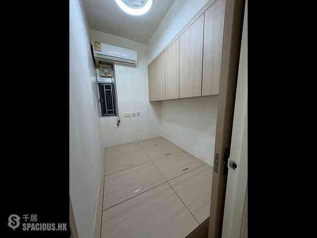 Wan Chai - Fook Gay Mansion 03