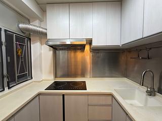 Wan Chai - Fook Gay Mansion 07