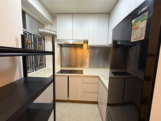 Wan Chai - Fook Gay Mansion 08