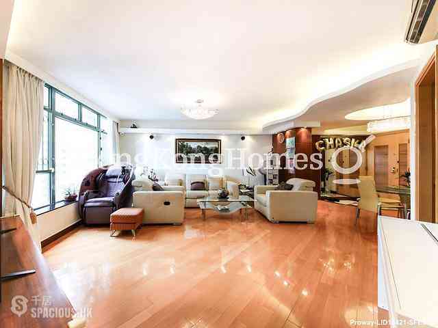 Mid Levels Central - Robinson Place 01