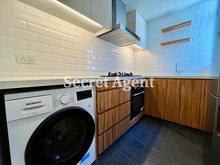 Sai Ying Pun - Lechler Court 08