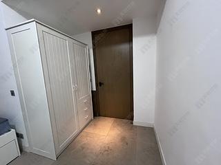 Shek Tong Tsui - Eight South Lane 02