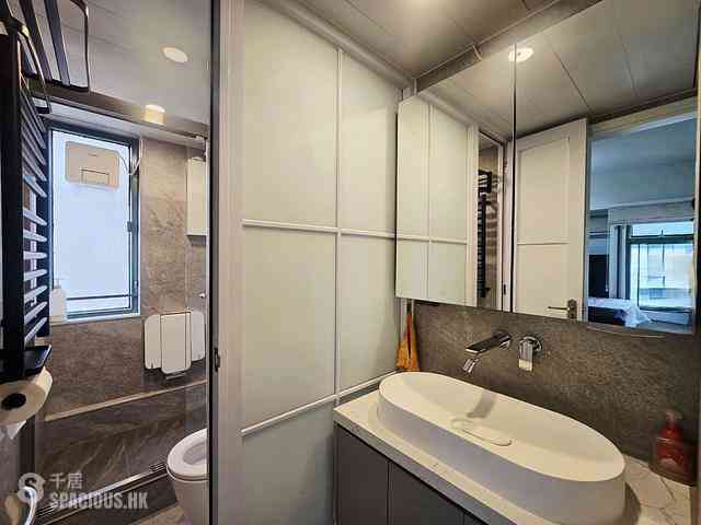 Mid Levels Central - Robinson Place 12