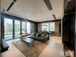 Tseung Kwan O - Twin Peaks Block 1 02
