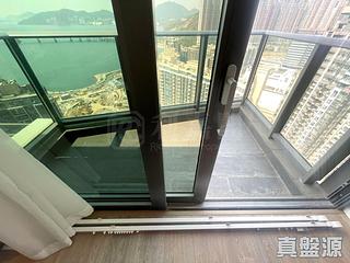 Tseung Kwan O - Twin Peaks Block 1 04