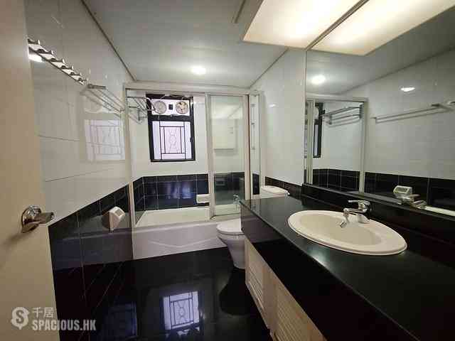 Mid Levels Central - The Grand Panorama Block 2 11