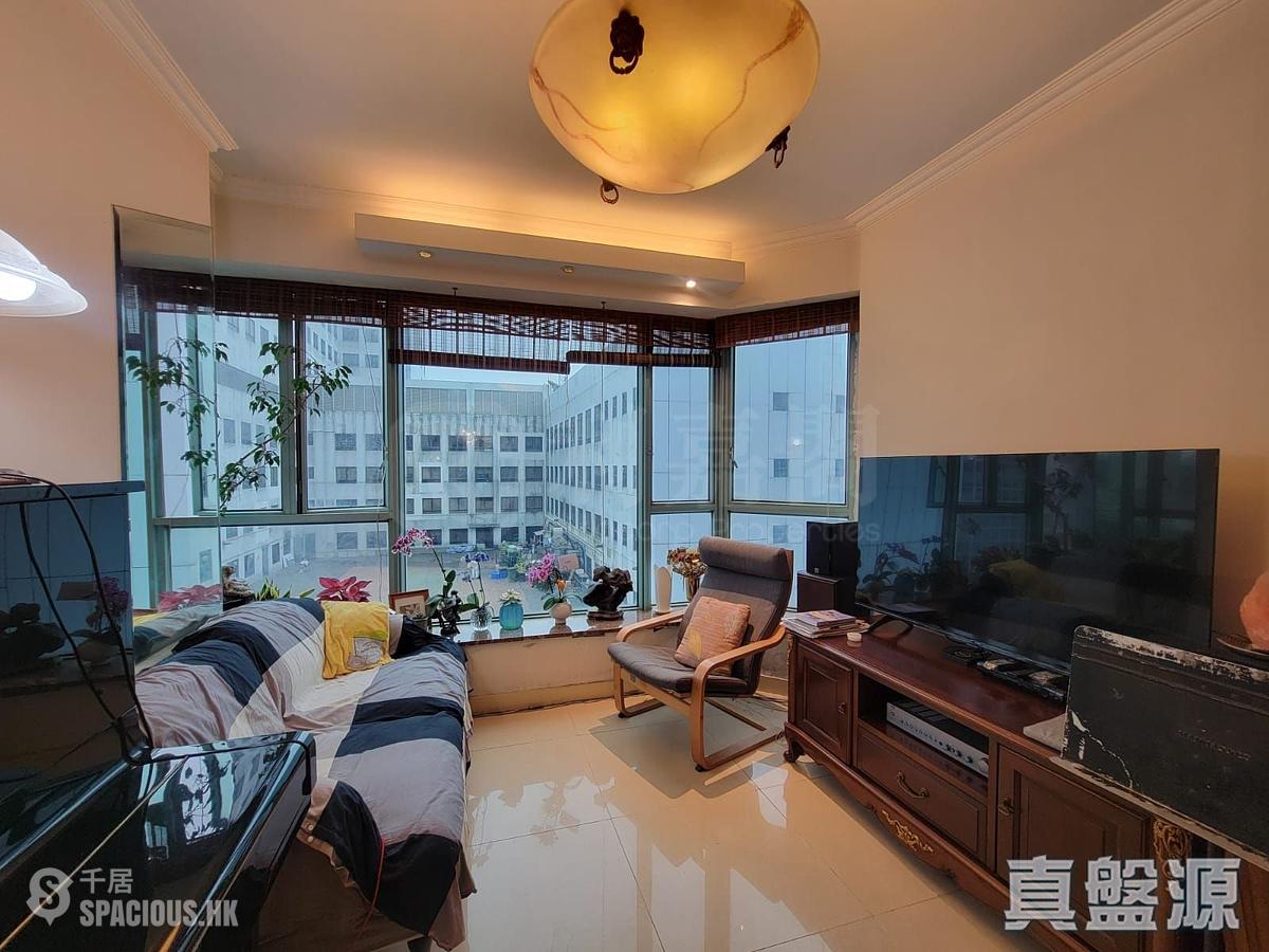 尖沙咀 - 港景峯 01