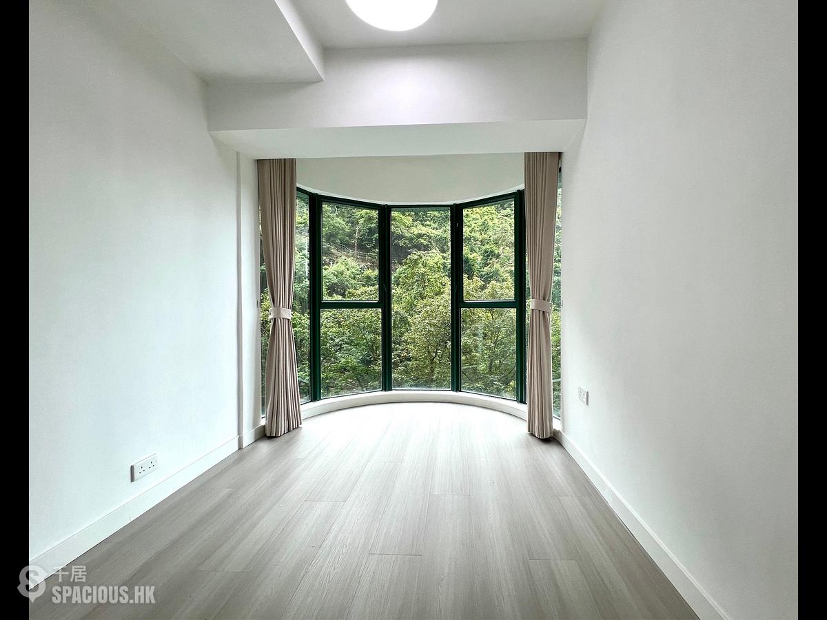 Mid Levels Central - Hillsborough Court 01